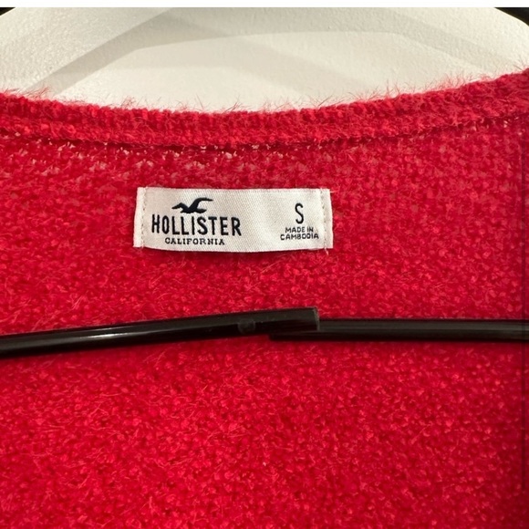 Hollister Top - Picture 3 of 3
